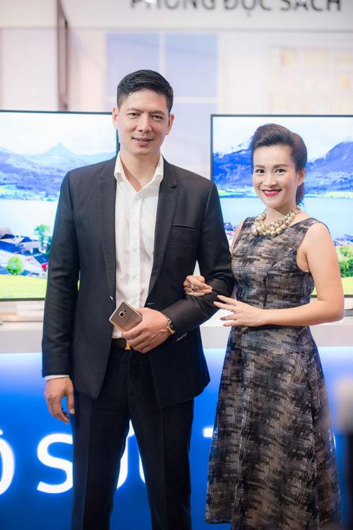  Sự kiện này còn có sự góp mặt của vợ chồng MC Bình Minh, đạo diễn Victor Vũ.