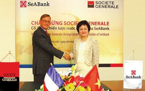 Khi Đại hội cổ đông của Techcombank họp vào tháng 8/2006 bầu Hội đồng quản trị mới, bà Nga quay trở lại giữ chức vụ cũ, nhưng đến năm 2007, bà rời Techcombank, trở thành lãnh đạo cao nhất của Ngân hàng Đông Nam Á (SeABank).
