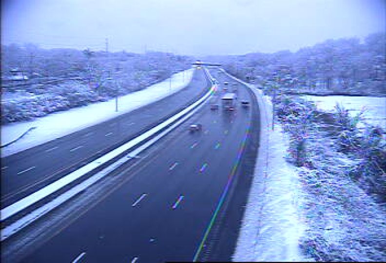 Tiểu bang này đã tiến hành công việc dọn sạch tuyết gần khu vực xuất cảnh số 18 ở Westport, như đã thấy trên đường giao thông  vào lúc 07:38