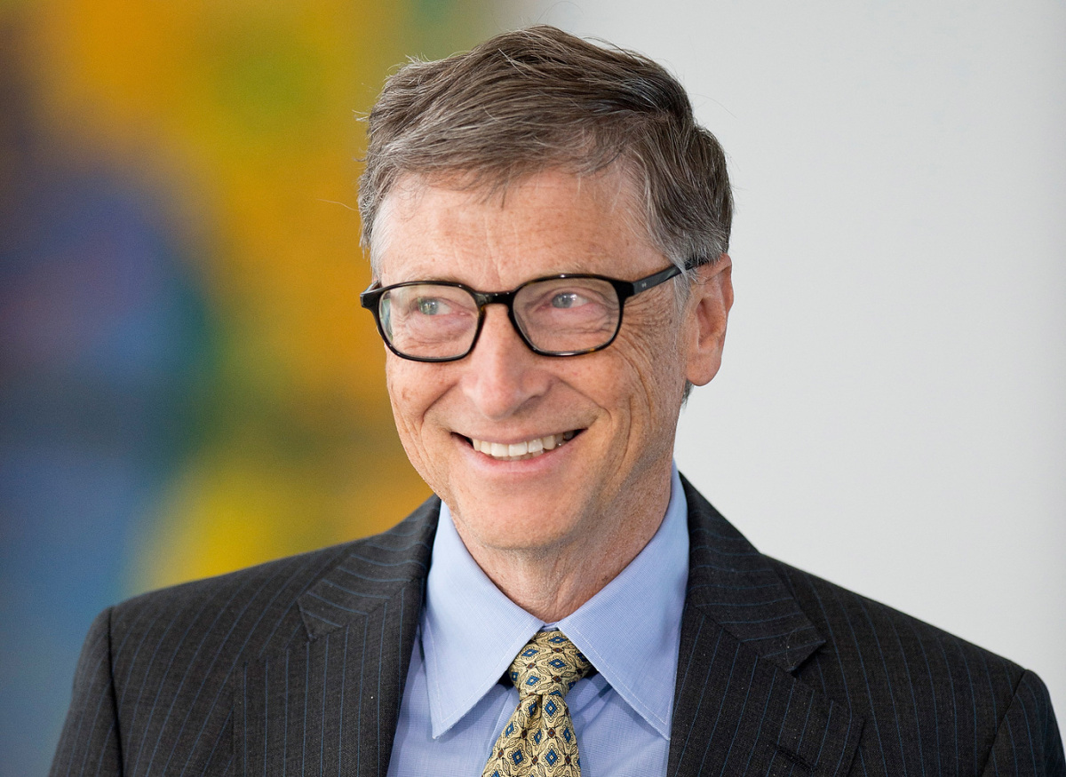 Ngôi vị người giàu nhất thế giới là điều hàng tỷ người trên thế giới mong ước đạt được và ngưỡng mộ. Tuy nhiên, Bill Gates lại không thấy thích thú. Một lần được hỏi vào năm 2008 rằng liệu ông có thất vọng khi đột nhiên mất ngôi vị người giàu nhất thế giới, Gates trả lời: ‘Tôi ước tôi không phải là người giàu nhất thế giới. Chẳng có gì hay ho khi ở vị trí này cả’.