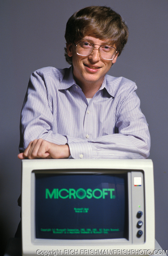 Trong 5 năm đầu thành lập công ty, Gates luôn soát lại từng dòng mã trong các phần mềm họ làm ra.