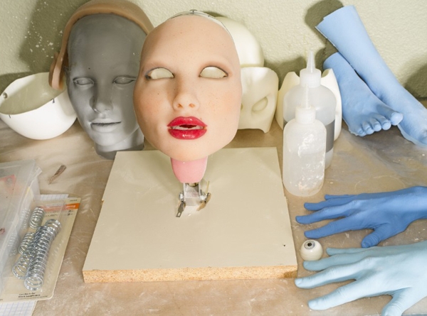 Khuôn mặt một con búp bê ReadDoll tại nhà máy sản xuất búp bê tình dục.