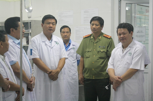 Bộ trưởng Đinh La Thăng họp khẩn về vụ xe khách lao xuống vực ở Lào Cai