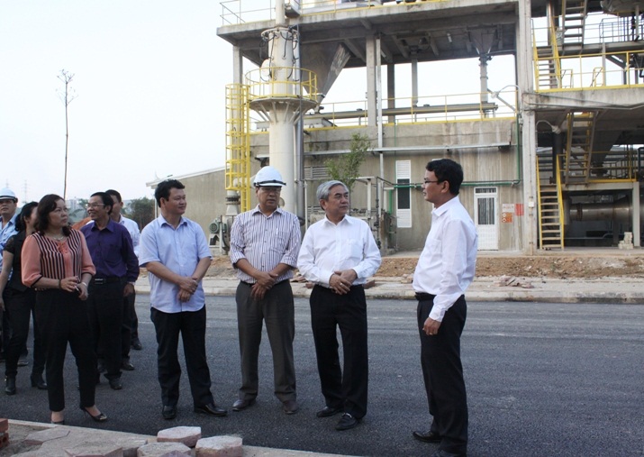 Bộ trưởng Bộ KH&CN Nguyễn Quân và Đoàn công tác đã đi thăm Nhà máy DAP số 2 Lào Cai, Nhà máy Gang thép Lào Cai, Công ty Cổ phần Hóa chất Đức Giang - Lào Cai