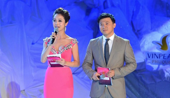 Hai MC của chung kết Hoa hậu Việt Nam 2014, Khắc Nguyện và Jennifer Phạm