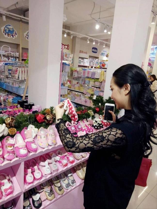 Tiết lộ giới tính thành viên thứ 4 của gia đình ca sĩ Tuấn Hưng Tiết lộ giới tính thành viên thứ 4 của gia đình ca sĩ Tuấn Hưng
