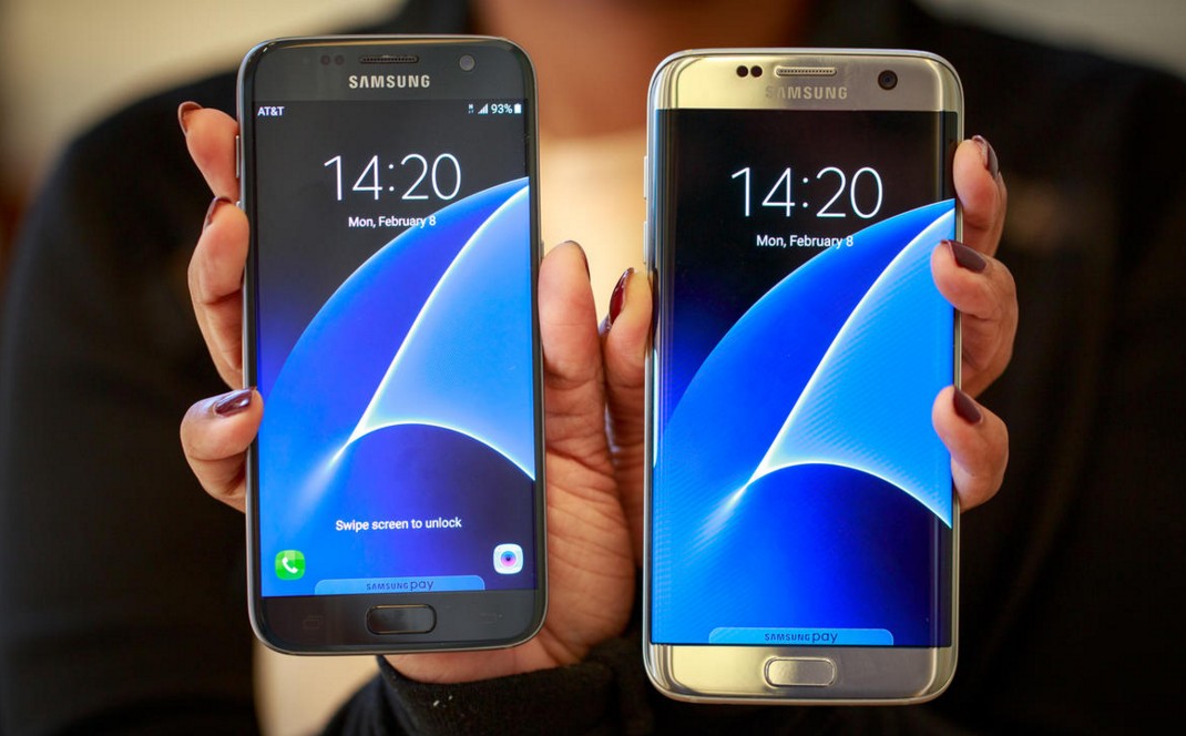 Samsung Galaxy S7 Edge - người anh em song sinh của Note 7 với giá bình dân hơn. Ảnh: Internet