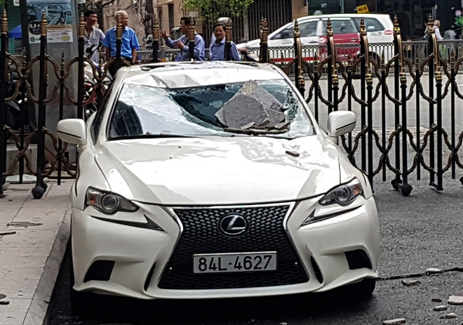 can-cau-va-trung-ngan-hang-khien-cap-o-to-bac-ty-lexus-va-bmw-hu-hong can-cau-va-trung-ngan-hang-khien-cap-o-to-bac-ty-lexus-va-bmw-hu-hong