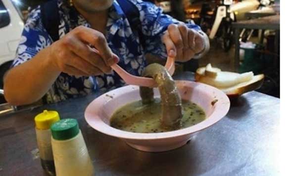 Súp dương vật bò (Philippines): Món súp số 5 (Soup Number Five) hay còn được gọi là súp làm từ dương vật hoặc tinh hoàn của bò, được nấu cùng với gừng, hành, tiêu và hỗn hợp các loại thảo mộc. Người ta tin rằng món súp này có tác dụng tốt trong việc tăng cường khả năng sinh lý của đàn ông.