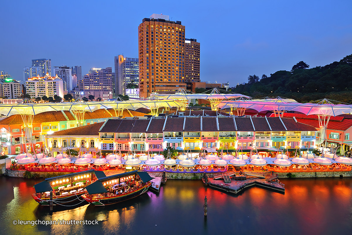 larke Quay -  một điểm đến cho sinh hoạt ẩm thực và hoạt động giải trí tại Singapore, một cảnh quan sinh động với những tòa nhà đầy màu sắc là cửa hàng đồ cổ, nhà hàng, quán cafe sành điệu, câu lạc bộ jazz và nhiều hơn nữa.