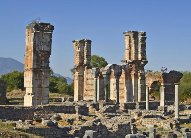 Khu khảo cổ học Philippi – Hy Lạp: Thành lập vào năm 356TCN, Philipi là một điểm quan trọng trong con đường buôn bán cổ xưa nối giữa châu Âu và châu Á. Ngày nay, tàn tích của nó được coi là một ví dụ về cuộc sống ban đầu của những người Kitô hữu.