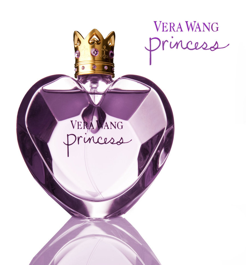 Nước hoa Princess của Vera Wang xứng đáng là biểu tượng của sự quyến rũ thần bí 