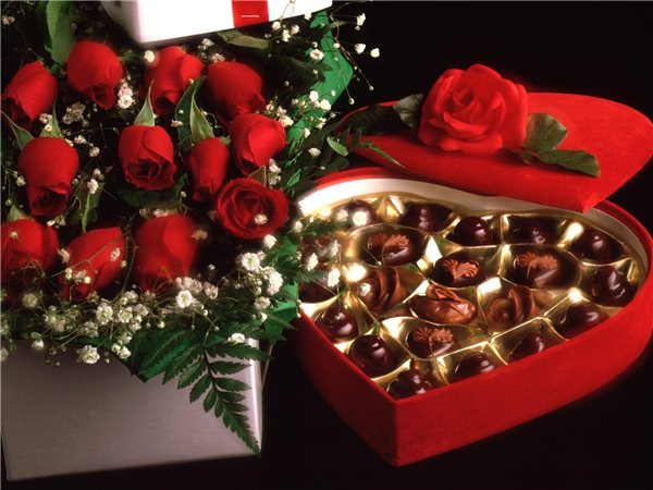 Thanh socola ngọt ngào là món quà Valentine được nhiều người lựa chọn