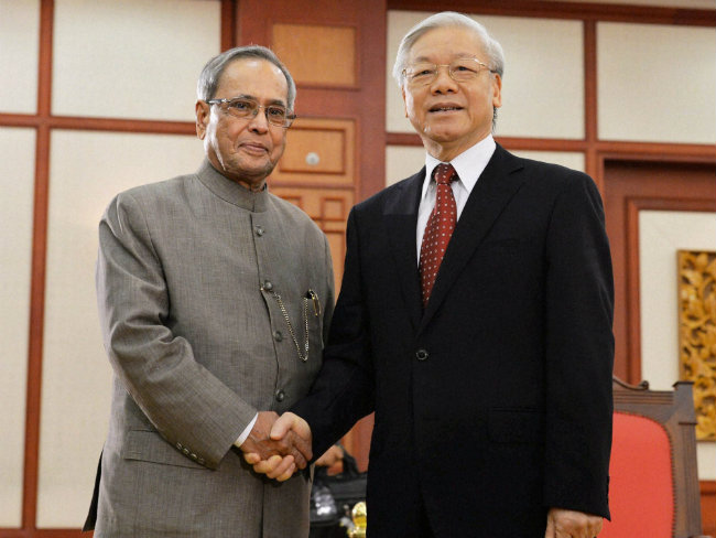 Việt Nam và Ấn Độ hợp tác khai thác dầu khí trên Biển Đông