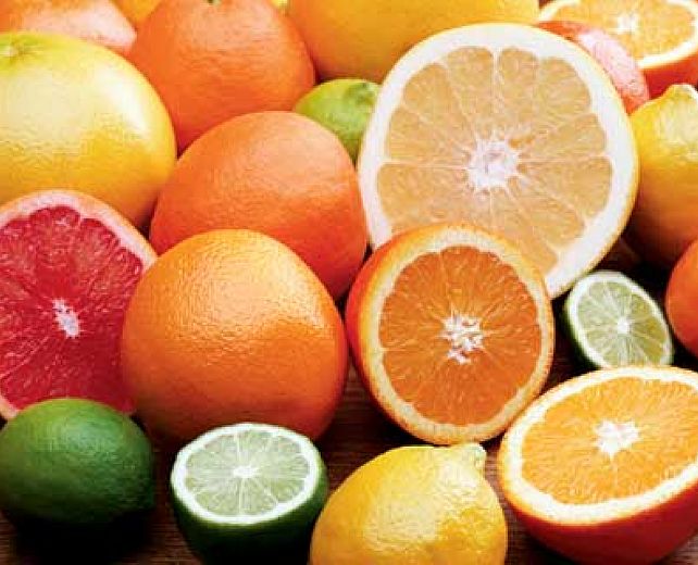 trái cây giàu vitamin C giúp yêu khỏe hơn