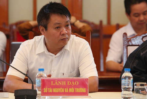 Ông Phạm Sỹ Quý đến dự cuộc công bố kết luận thanh tra. Ảnh: Ngọc Thành (VnExpress) Ông Phạm Sỹ Quý đến dự cuộc công bố kết luận thanh tra. Ảnh: Ngọc Thành (VnExpress)
