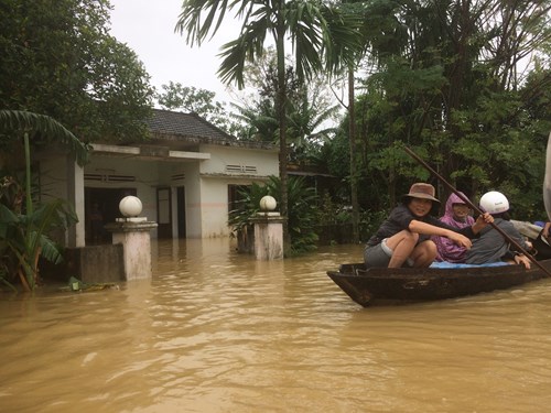 Dự báo thời tiết ngày mai 7/11: Nước lũ ở Quảng Trị đến Bình Định tiếp tục dâng - ảnh 1