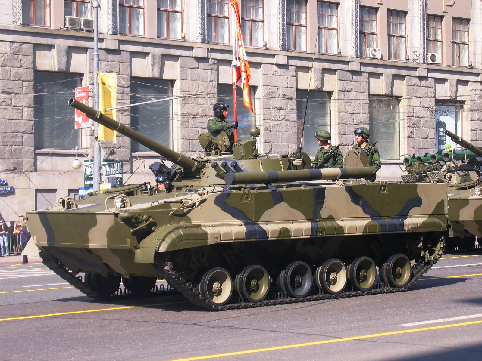 Được biết, xe chiến đấu bộ binh BMP-3F là một biến thể từ BMP-3, được phát triển từ đầu thập niên 1980 và chính thức đưa vào phục vụ trong quân đội Liên Xô năm 1987. Nó xuất hiện lần đầu tiên tại Lễ duyệt binh kỷ niệm ngày chiến thắng phát xít năm 1990, do đó BMP-3 có mã NATO là IFV M1990/1.