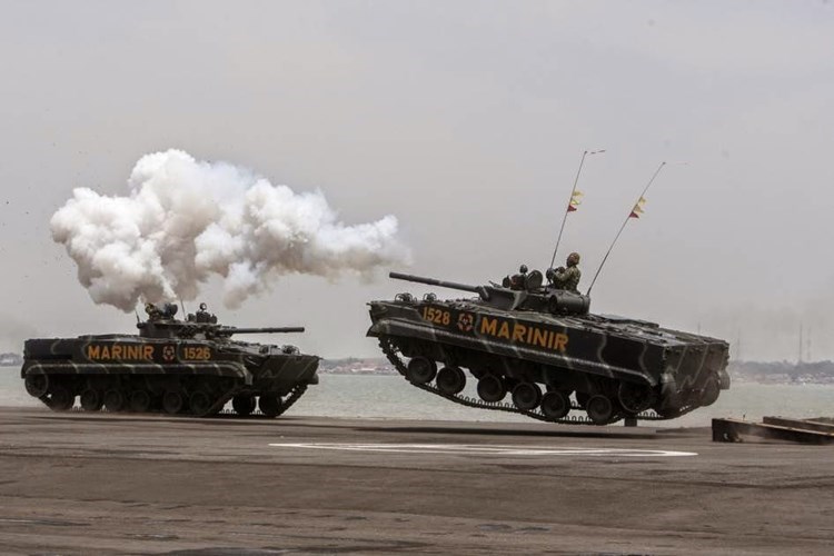 BMP-3F là phiên bản đặc biệt được thiết kế dành riêng cho lực lượng đổ bộ đường biển. Hiện ở khu vực Đông Nam Á đã có Indonesia đặt hàng mua BMP-3F trang bị cho thủy quân lục chiến.