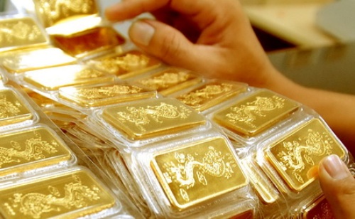 Giá vàng trong nước hôm nay ngày 20/7 tiếp tục giảm xuống dưới mức 33 triệu đồng/lượng