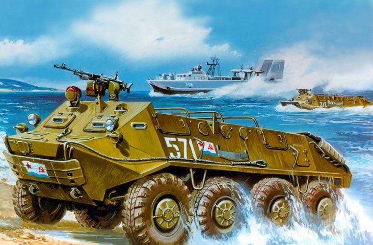 Xe thiết giáp lội nước BTR-60 chở quân đổ bộ đường biển, xa xa là siêu tàu đệm khí Zub.