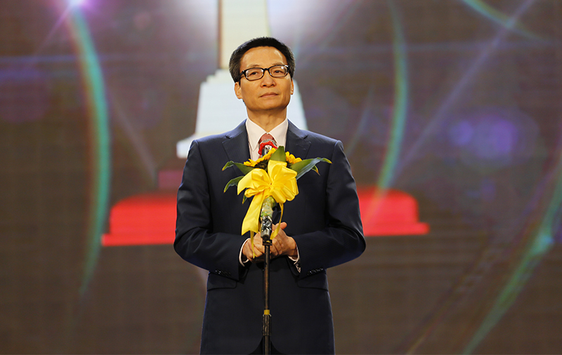 Thủ tướng tặng Giải thưởng Chất lượng Quốc gia năm 2016 cho DN - ảnh 1