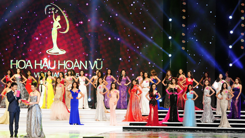 Đêm bán kết cuộc thi Hoa hậu Hoàn vũ Việt Nam 2015