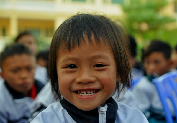 Trẻ em hoàn cảnh khó khăn của Thái Bình đã được uống sữa miễn phí