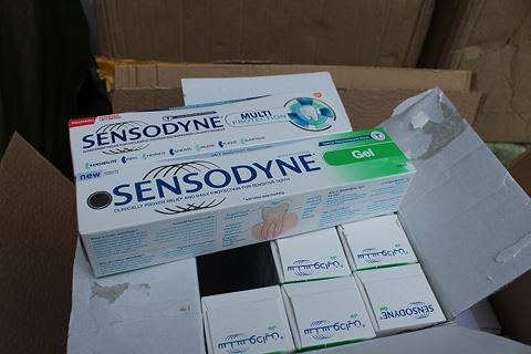 Hà Nội: Thu giữ gần 14.000 hộp kem đánh răng Sensodyne giả