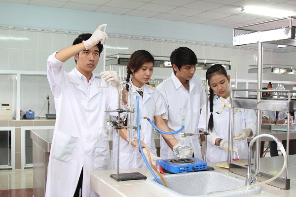 Ưu tiên tài trợ nghiên cứu khoa học cơ bản về hóa học, sự sống, trái đất và biển. Ảnh minh hoạ