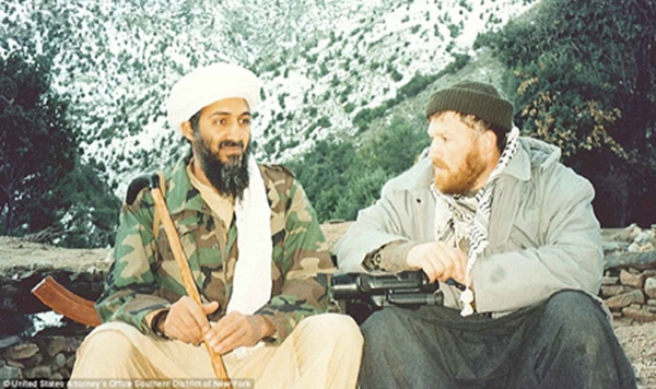 Những bức ảnh cho thấy cuộc sống khổ hạnh của thủ lĩnh al-Qaeda trong nhiều năm trước khi những kẻ khủng bố tấn công vào Trung tâm Thương mại Thế giới ở New York (Mỹ). 