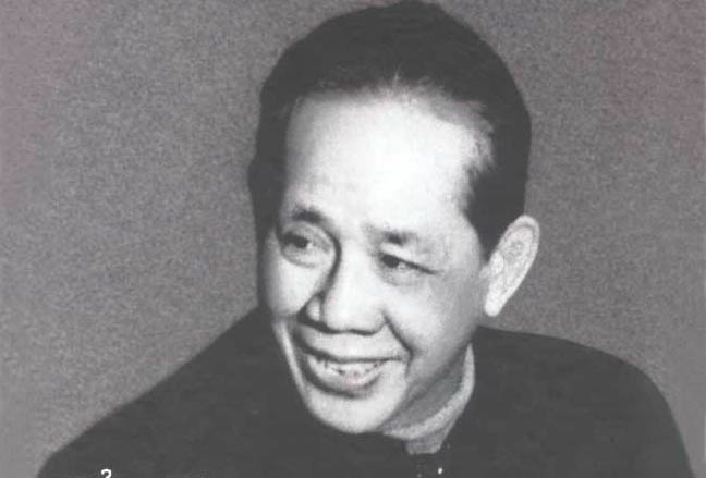 Đồng chí Lê Duẩn (1907 – 1986) quê ở xã Triệu Thành, huyện Triệu Phong, tỉnh Quảng Trị. Đồng chí Lê Duẩn được bầu làm Tổng Bí thư từ 10/9/1960 – 10/7/1986.