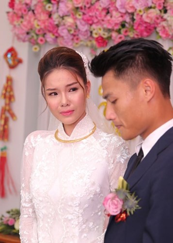Yêu Mạc Hồng Quân, Kỳ Hân trở thành cô gái bản lĩnh nhất showbiz Việt. Ảnh: Tiền Phong. Yêu Mạc Hồng Quân, Kỳ Hân trở thành cô gái bản lĩnh nhất showbiz Việt. Ảnh: Tiền Phong.