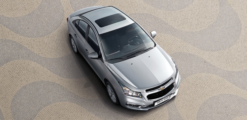 Kích thước tổng thể của Chevrolet Cruze lần lượt là 4.640x1.797x1.478 mm, chiều dài cơ sở 2.685 mm.