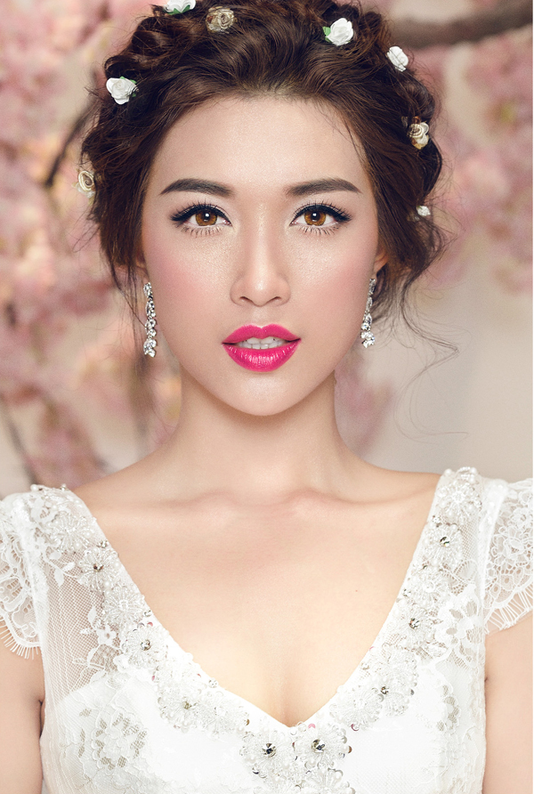Tuy nhiên, Á hậu Lệ Hằng là một trong những ứng cử viên sáng giá nhất có khả năng đại diện Việt Nam tham dự Hoa hậu Hoàn vũ 2016.