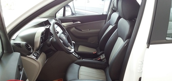 Ghế lái của Chevrolet Orlando 2016 là ghế lái chỉnh điện 6 hướng, một options hoàn toàn mới và duy nhất trên các dòng MPV 7 chỗ.