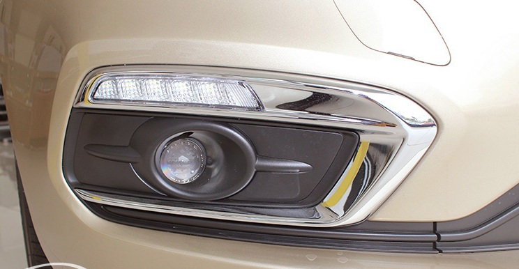 Chevrolet Cruze LT được trang bị đèn gầm sương mù dạng thấu kính rất đẹp.