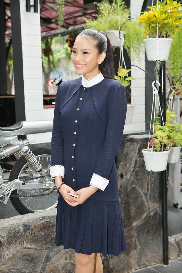 Một trong số các mỹ nhân sở hữu nụ cười ‘chuẩn hoa hậu’ nhất đó là Trương Thị May.