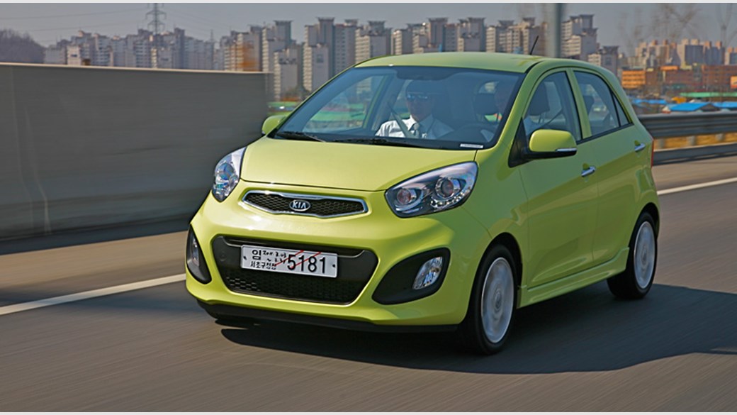 Top 5 mẫu xe ô tô tiết kiệm xăng nhất tại thị trường Việt Nam