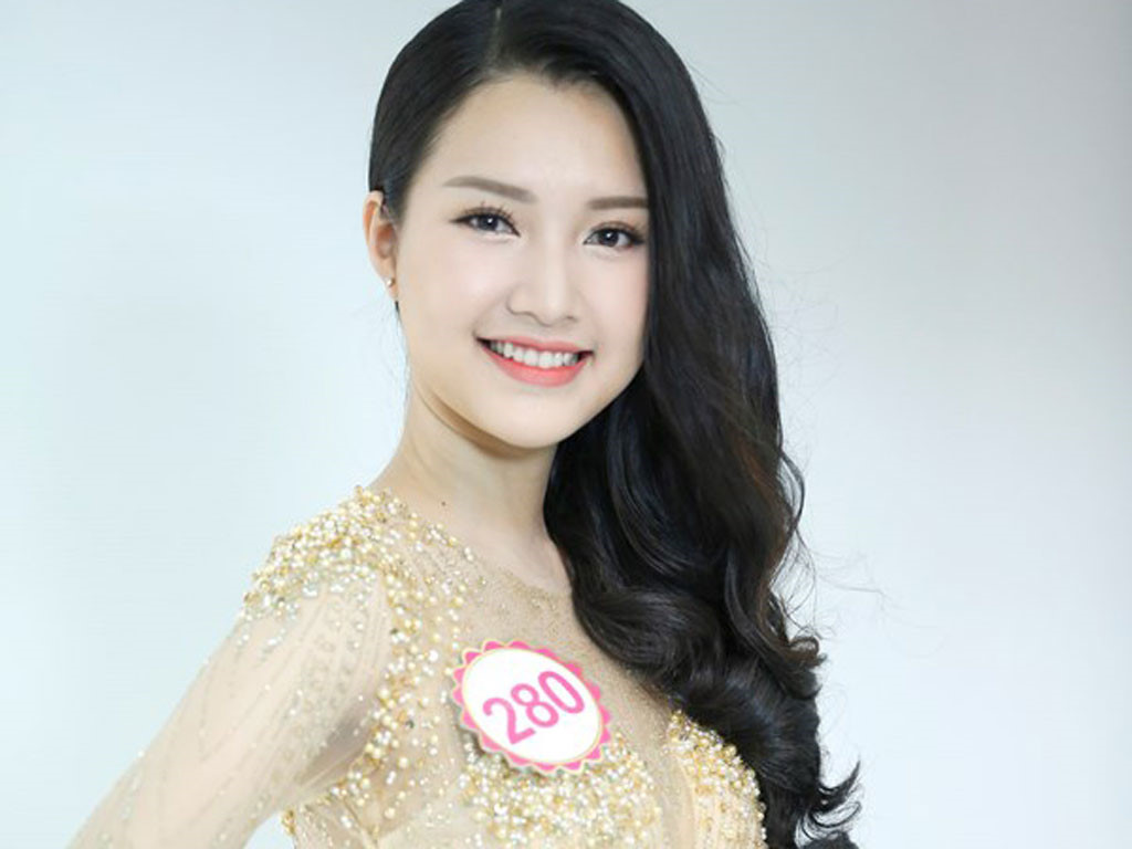 Gương mặt hài hòa của Ngọc Trân được nhận xét là ứng viên tiềm năng cho vương miện Hoa hậu năm nay. Bởi thế, việc xin rút lui khỏi cuộc thi Hoa hậu Việt Nam 2016 của Ngọc Trân khiến nhiều người tiếc nuối.