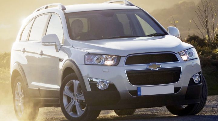 Discontinued Chevrolet Captiva 20122016 Price Images Colours  Reviews   CarWale