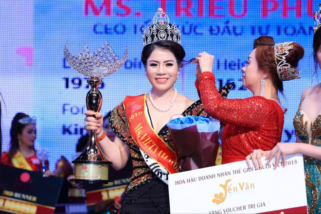 Hoa hậu Nguyễn Thị Nhung mua bán hóa đơn ngàn tỉ: Công an kêu gọi ra đầu thú