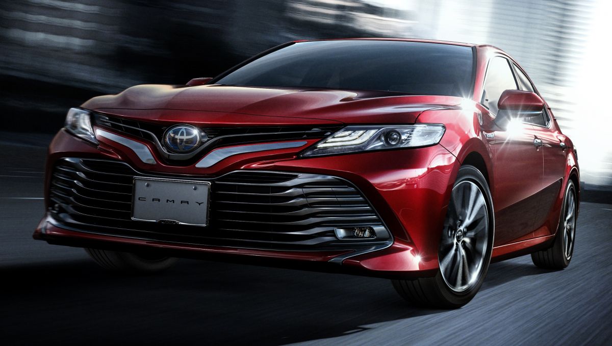Lộ tính năng của Toyota Camry 2019 đẹp ‘long lanh’ chuẩn bị ra mắt 