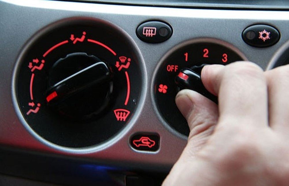 Sử dụng điều hòa ô tô: 4 lưu ý khi dùng vừa tiết kiệm xăng lại tăng tuổi thọ