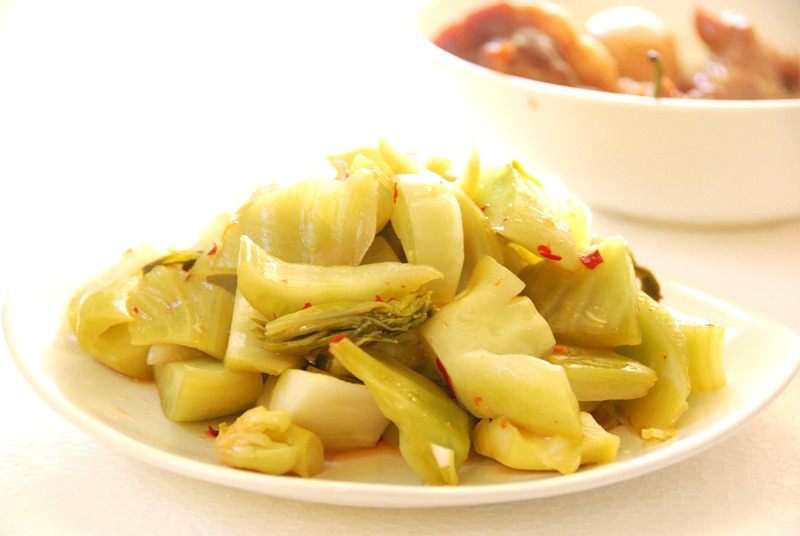 Nếu ăn dưa muối chưa đủ độ 'chín' gây hại cho sức khỏe. Ảnh minh họa Nếu ăn dưa muối chưa đủ độ 'chín' gây hại cho sức khỏe. Ảnh minh họa