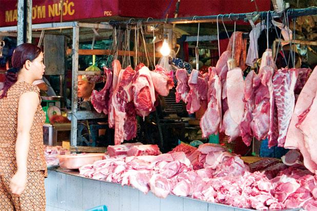 Lựa chọn thực phẩm an toàn, đặc biệt là các loại thịt, là thách thức lớn với rất nhiều bà nội trợ