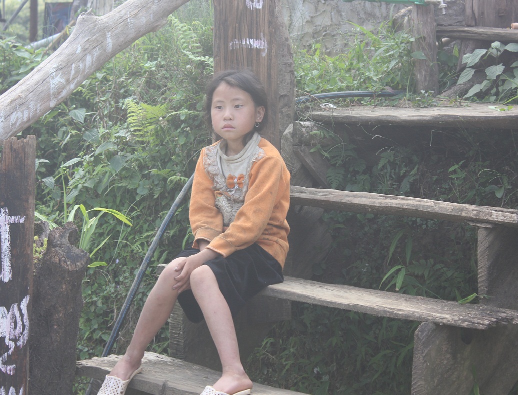 Sapa: Đẹp từ ánh mắt trẻ thơ