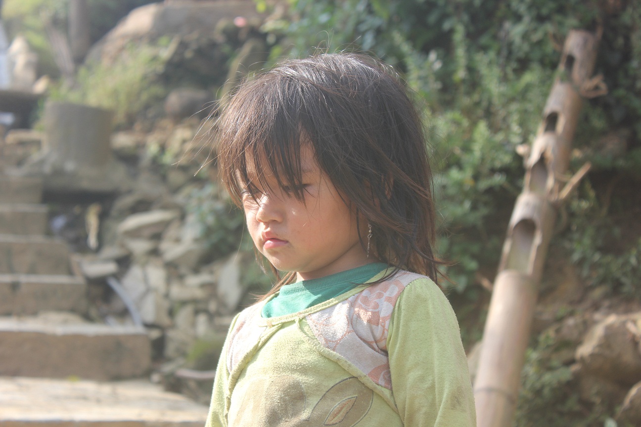 Sapa: Đẹp từ ánh mắt trẻ thơ