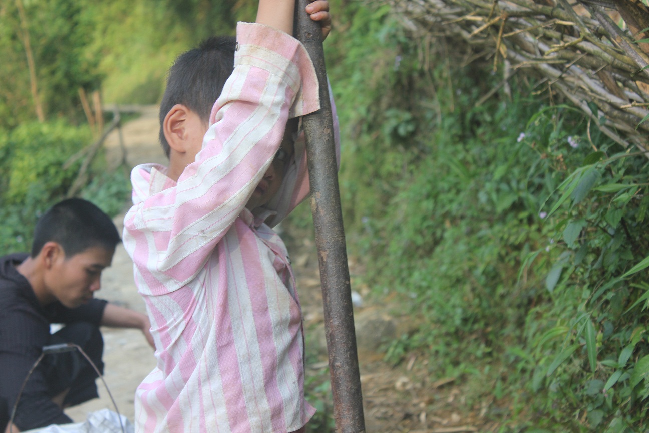 Sapa: Đẹp từ ánh mắt trẻ thơ