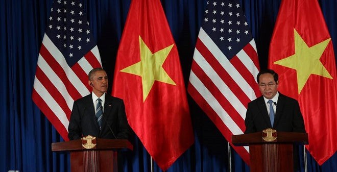 Tổng thống Obama nói tiếng Việt trong cuộc họp báo ở Việt Nam